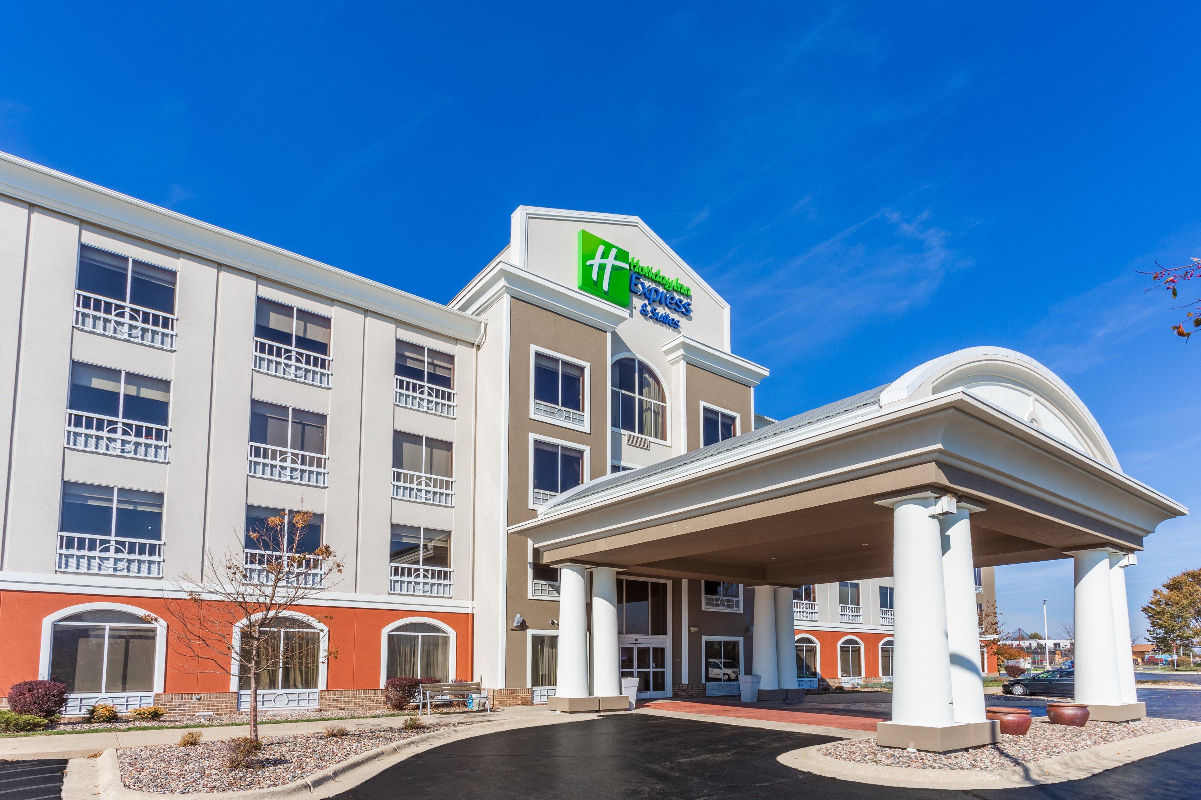 Holiday Inn Express Rockford-Loves Park, An Ihg Hotel Ngoại thất bức ảnh