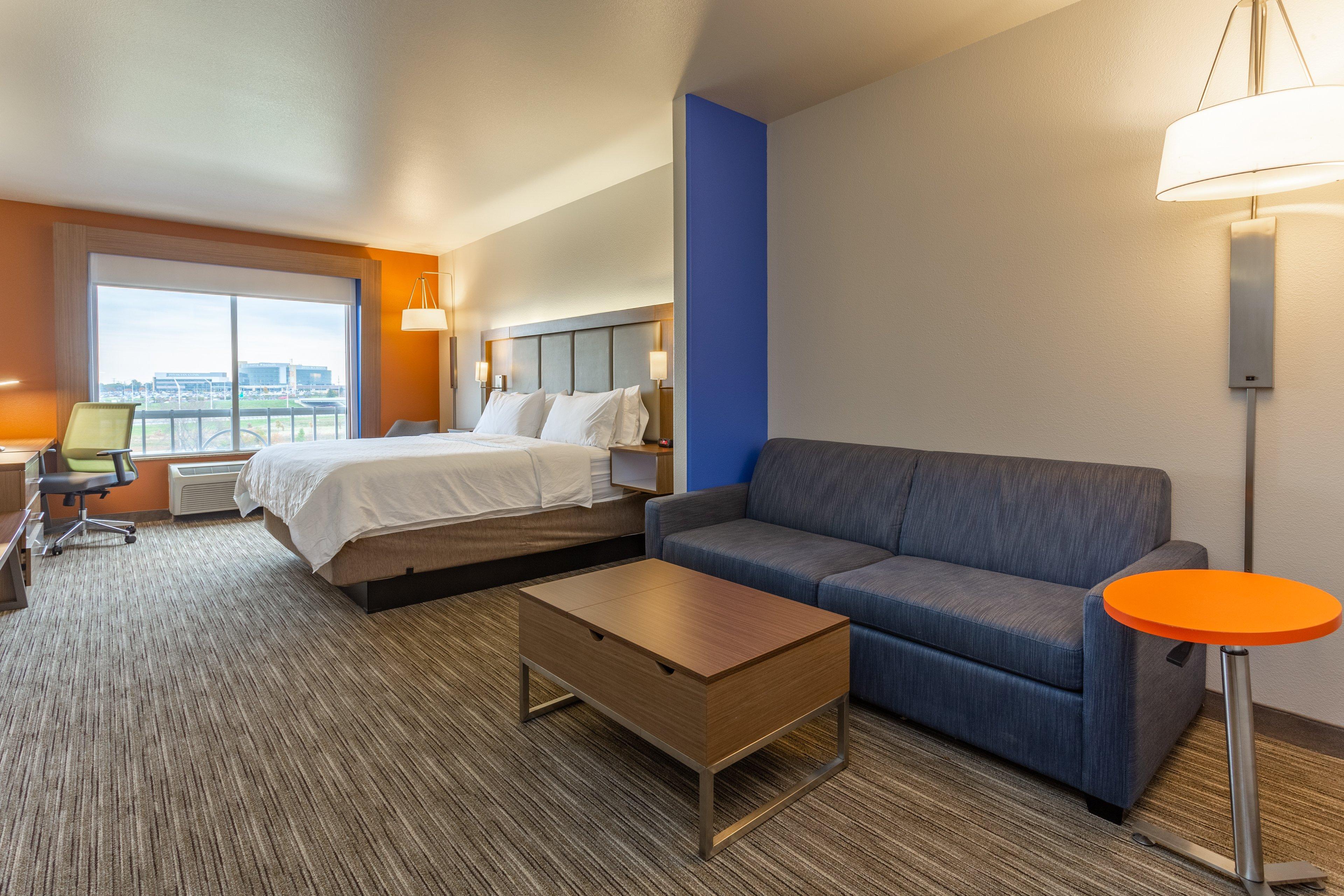 Holiday Inn Express Rockford-Loves Park, An Ihg Hotel Ngoại thất bức ảnh